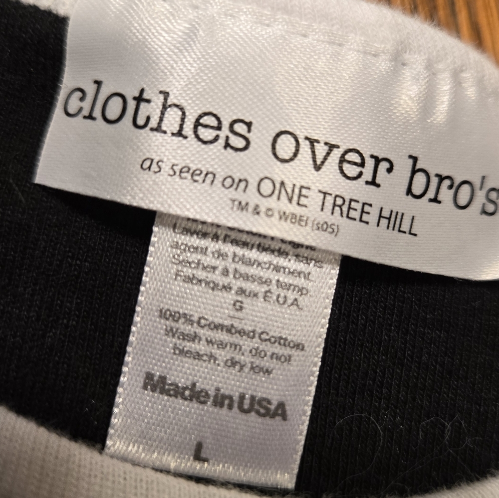 Clothes Over Bros One Tree Hill Tee  EUC - Picture 5 of 7